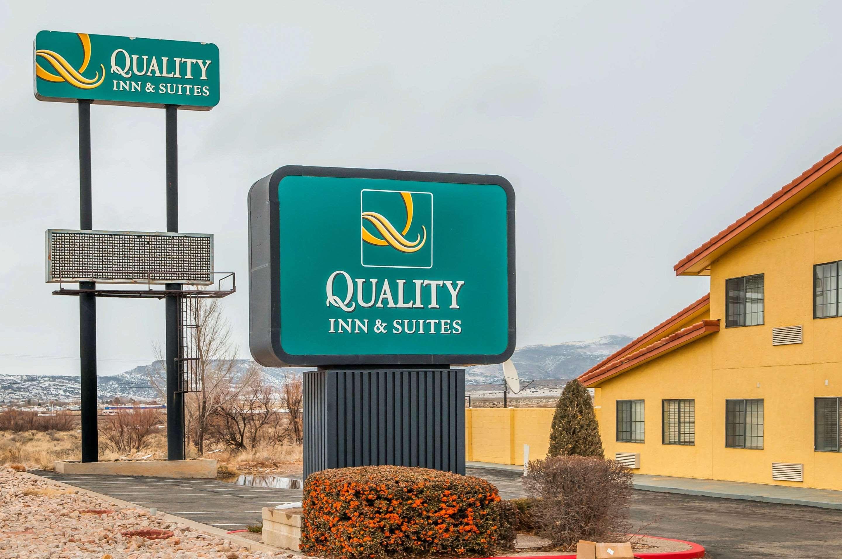 Quality Inn & Suites Grants - I-40 Exterior foto